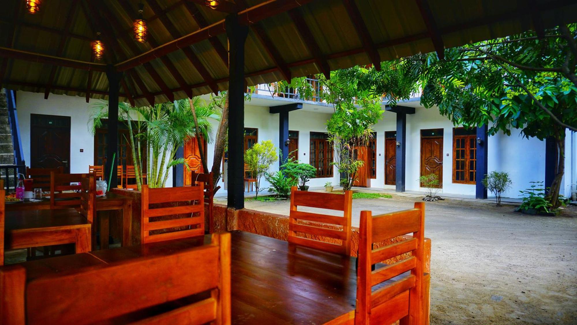 Apartment Village & Restaurant